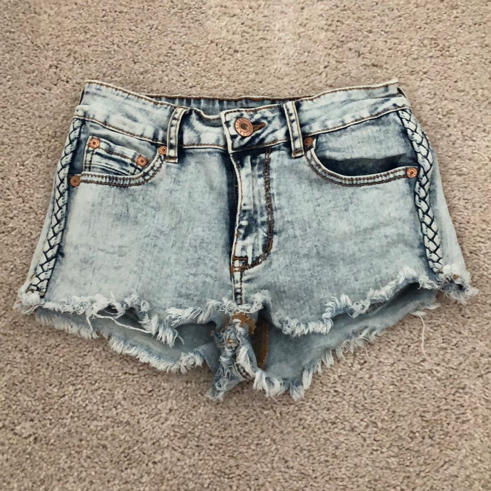 Kendall & Kylie denim shorts
